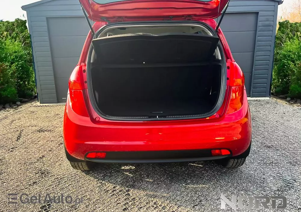 KIA Venga 1.4 CRDi M