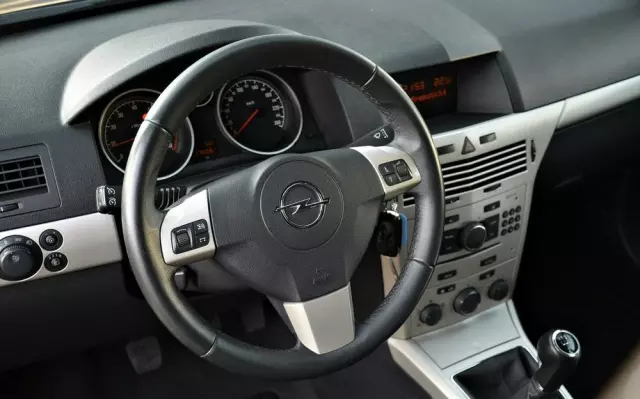 OPEL Astra 
