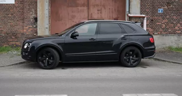 BENTLEY Bentayga W12