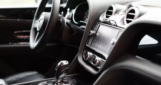 BENTLEY Bentayga W12