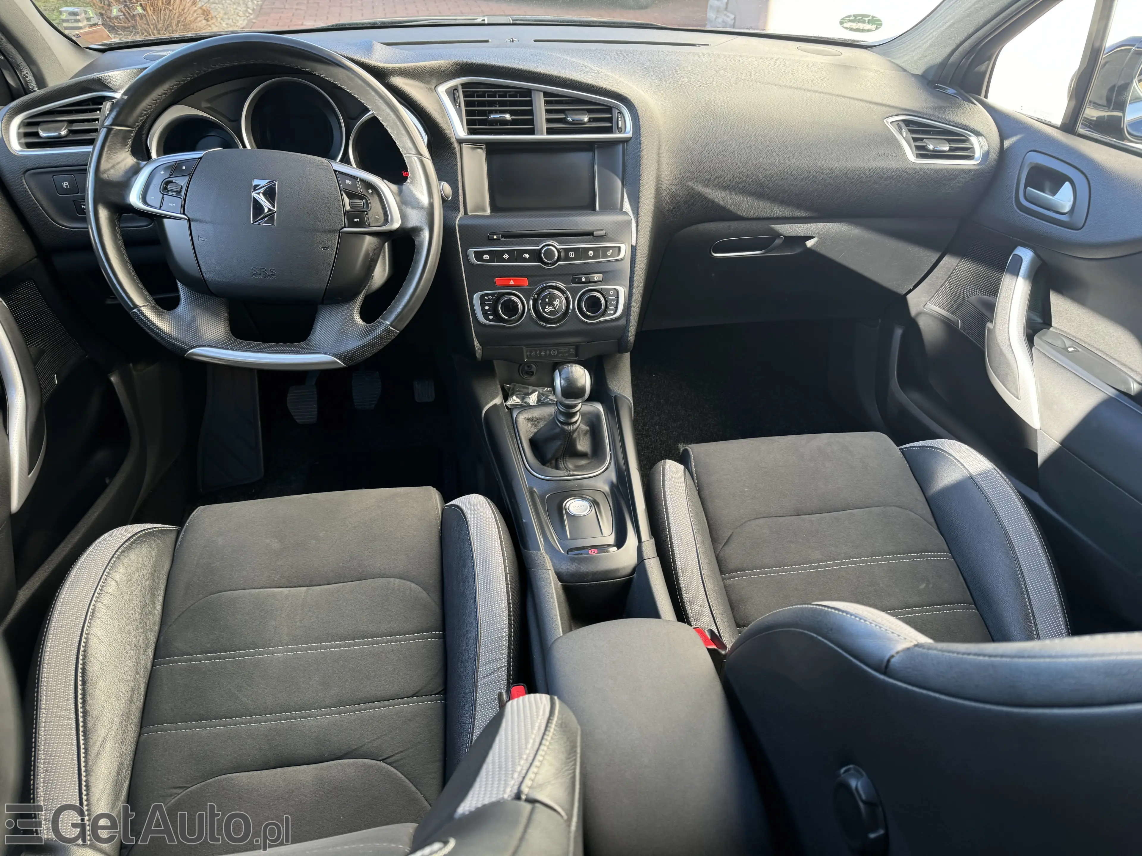 DS. AUTOMOBILES DS4 BE Chic EAT