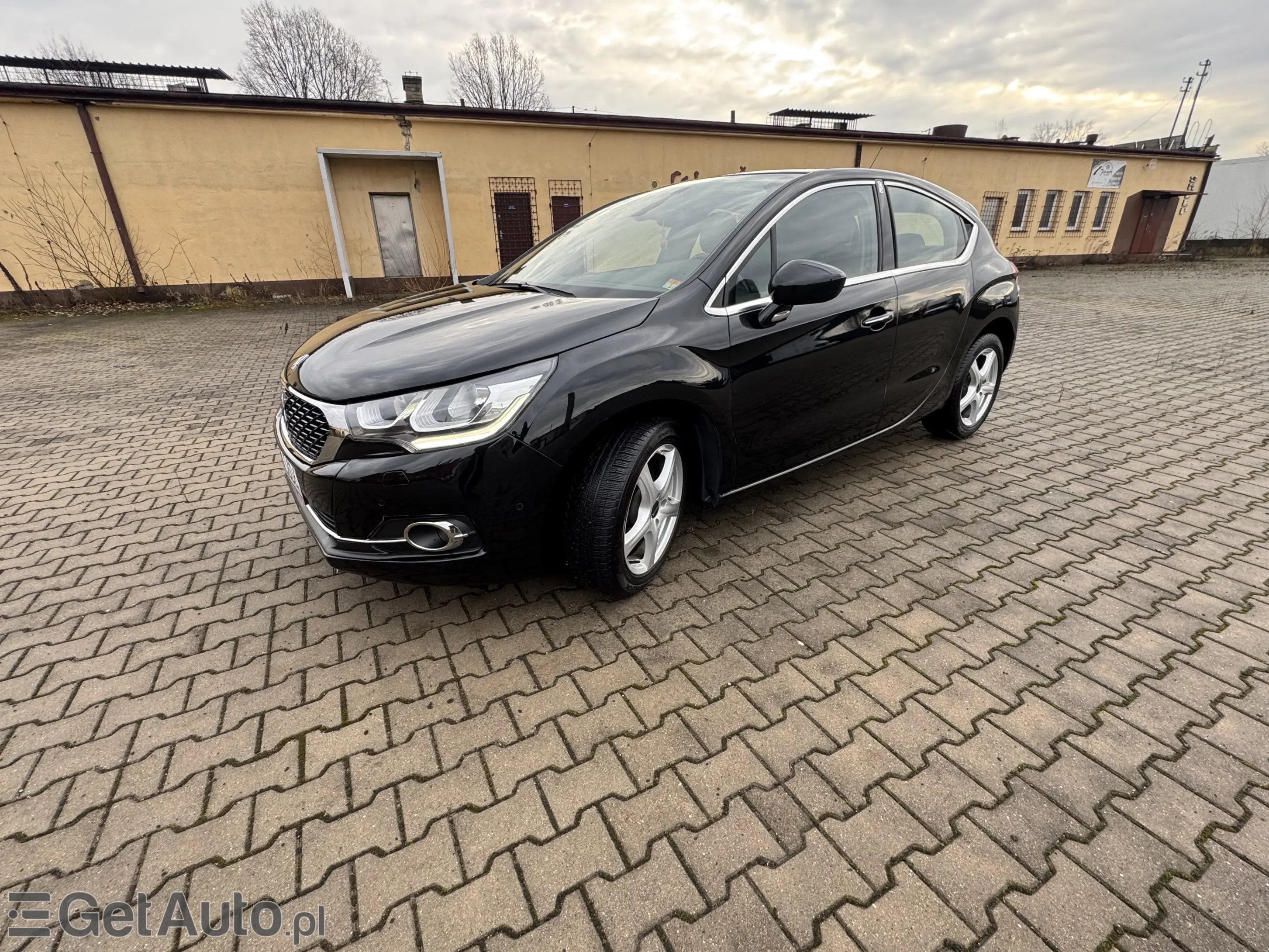 DS. AUTOMOBILES DS4 BE Chic EAT