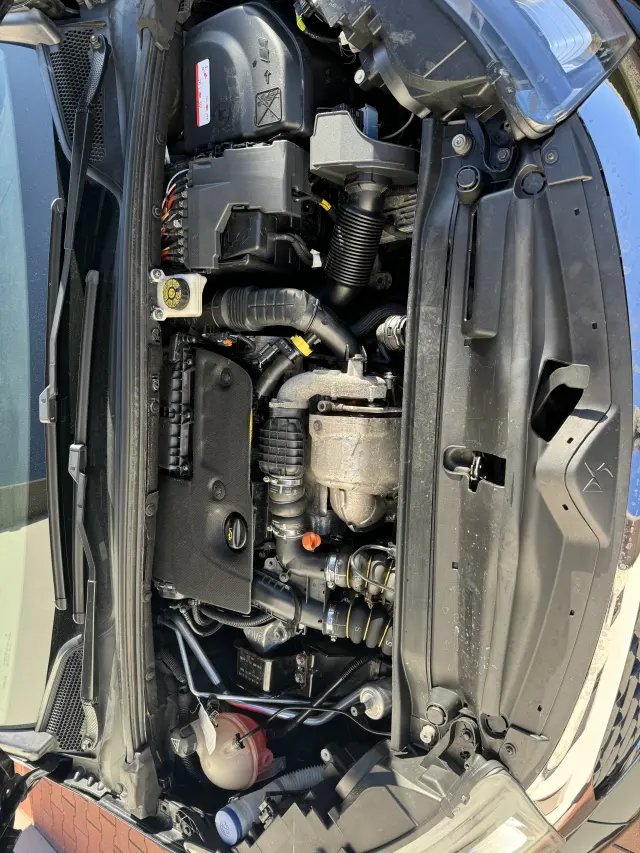 DS. AUTOMOBILES DS4 BE Chic EAT