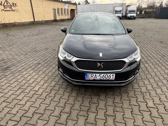 DS. AUTOMOBILES DS4 BE Chic EAT