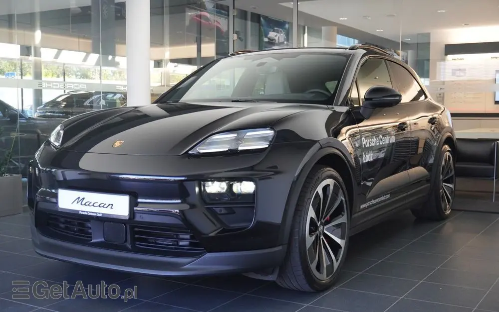 PORSCHE Macan 