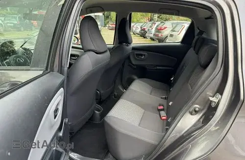 TOYOTA Yaris 
