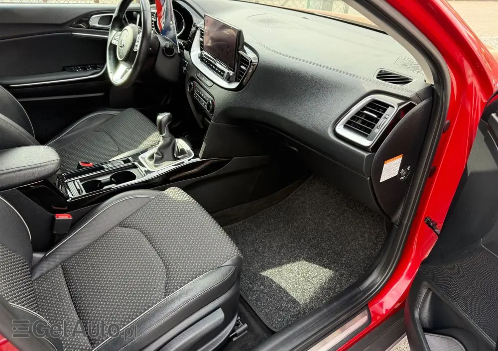 KIA XCeed 1.6 CRDi mHEV Prestige Line