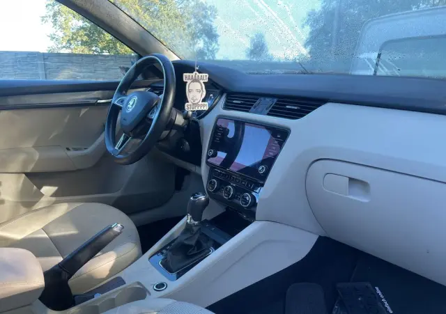 SKODA Octavia 1.4 TSI DSG Drive