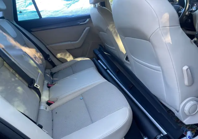 SKODA Octavia 1.4 TSI DSG Drive