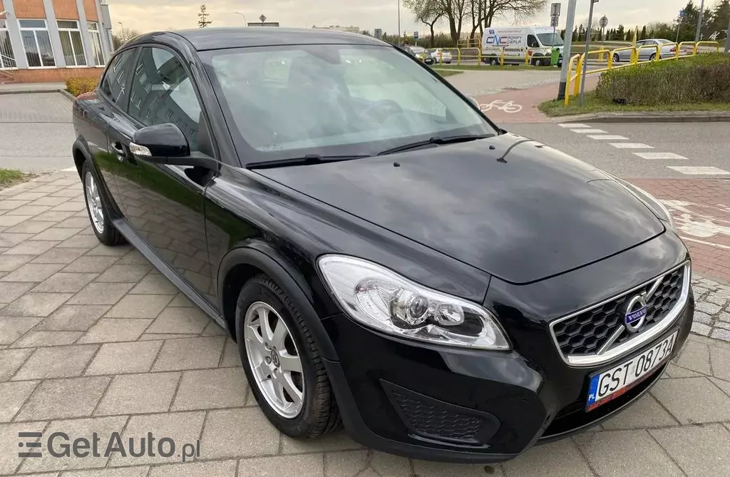 VOLVO C30 