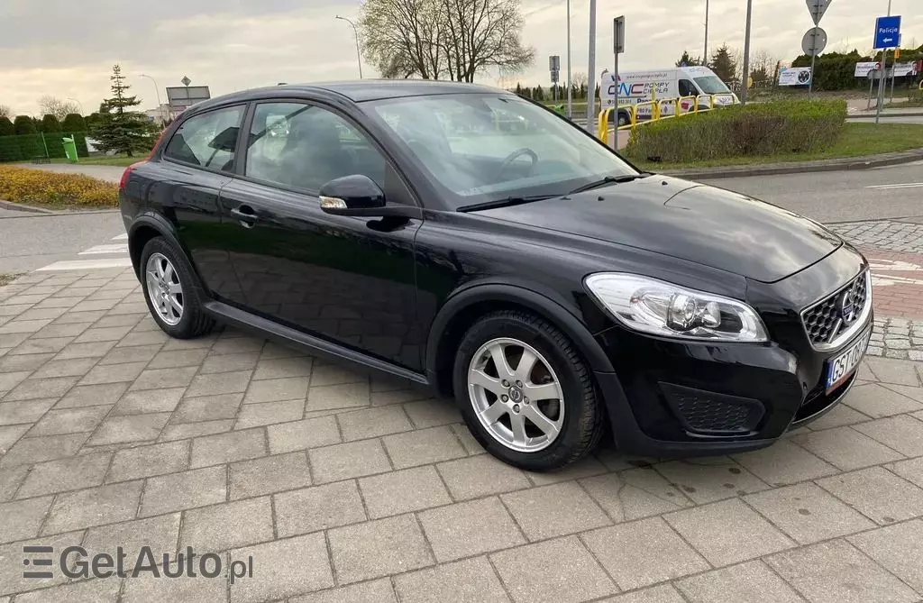 VOLVO C30 