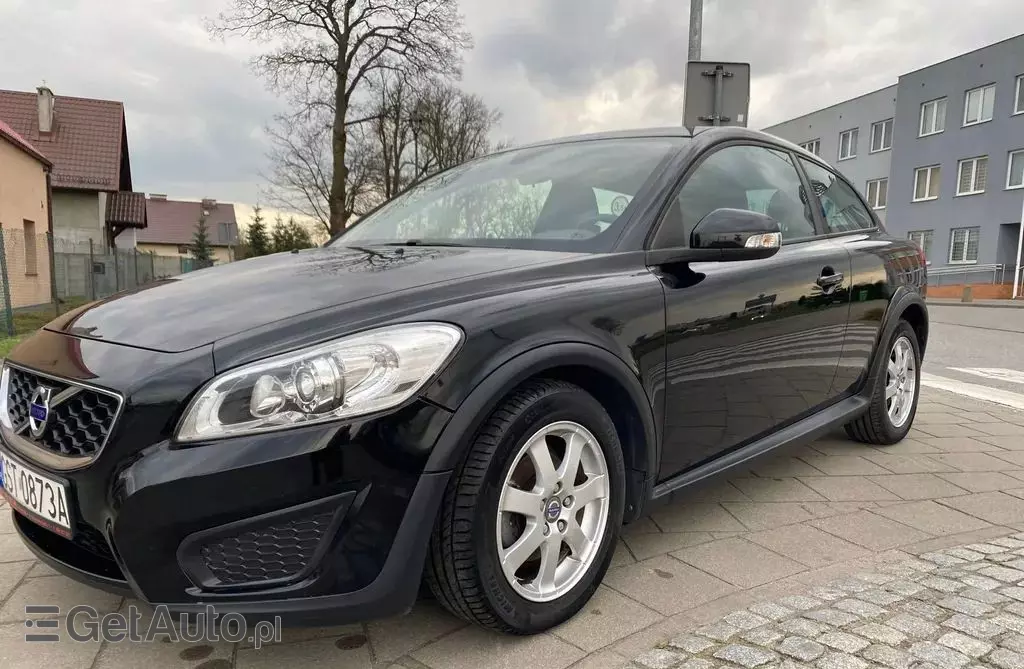 VOLVO C30 
