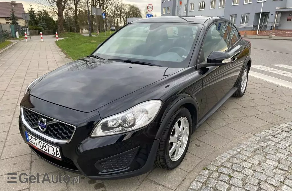 VOLVO C30 
