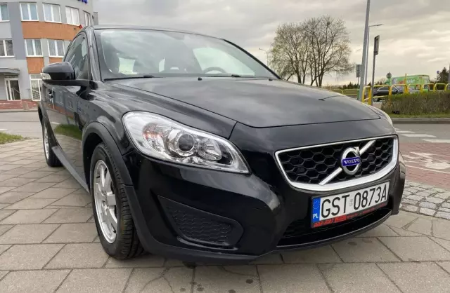 VOLVO C30 