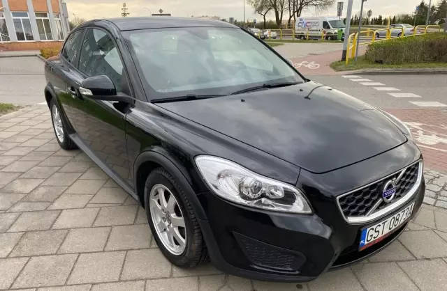 VOLVO C30 
