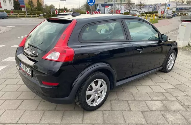 VOLVO C30 