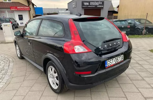VOLVO C30 