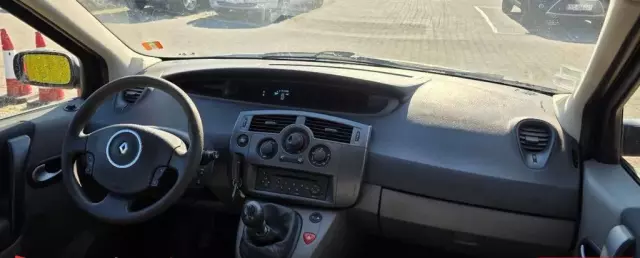 RENAULT Scenic 
