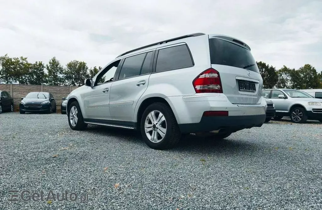 MERCEDES-BENZ GL 