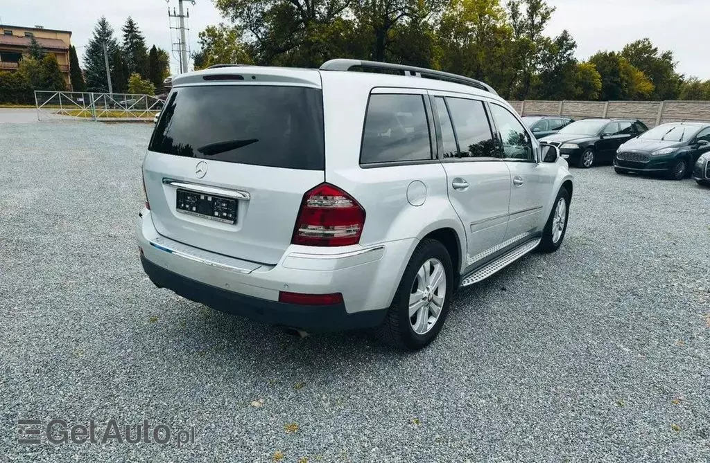MERCEDES-BENZ GL 
