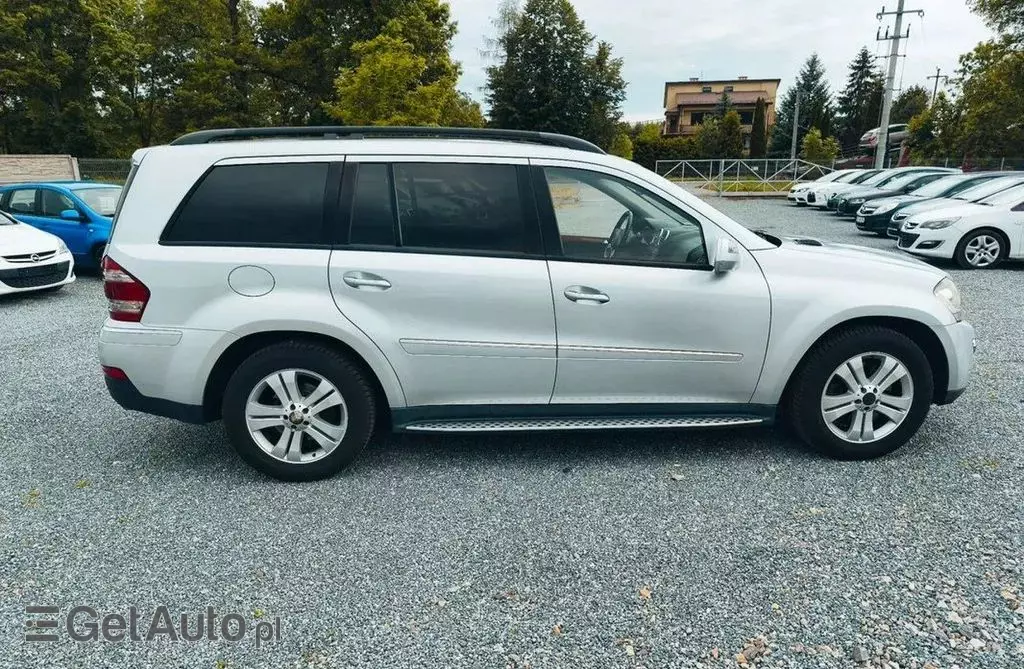 MERCEDES-BENZ GL 