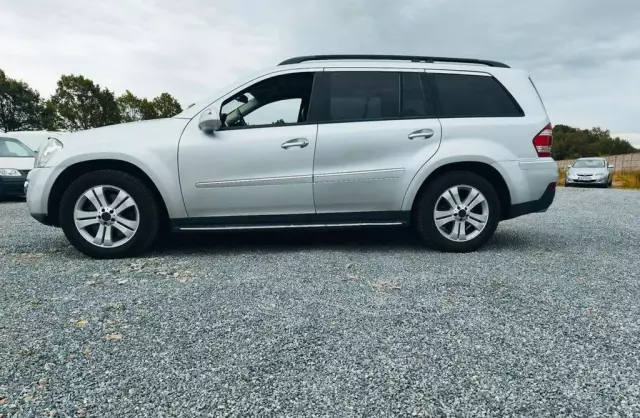 MERCEDES-BENZ GL 