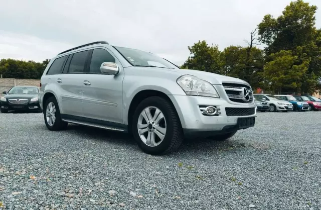 MERCEDES-BENZ GL 