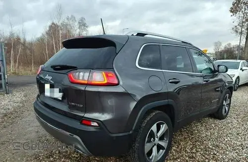 JEEP Cherokee 