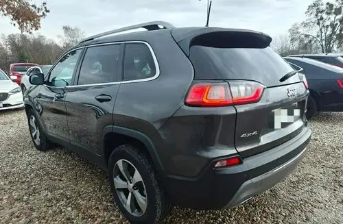 JEEP Cherokee 