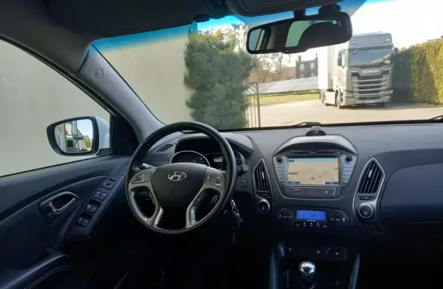 HYUNDAI Ix35 