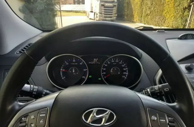 HYUNDAI Ix35 