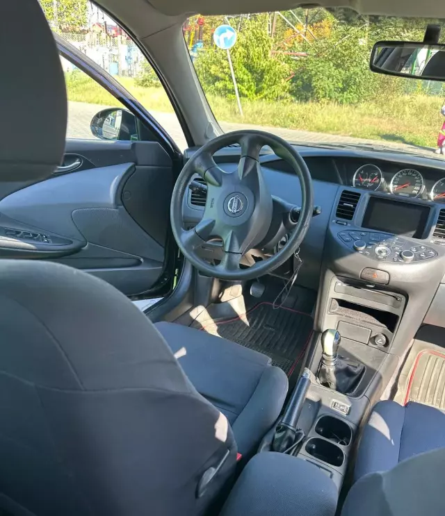 NISSAN Primera 