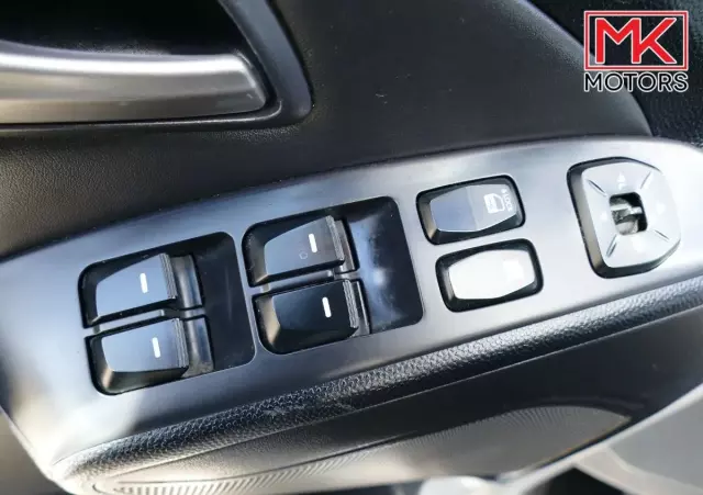 HYUNDAI Ix35 2.0 CRDi 4WD Finale Silver