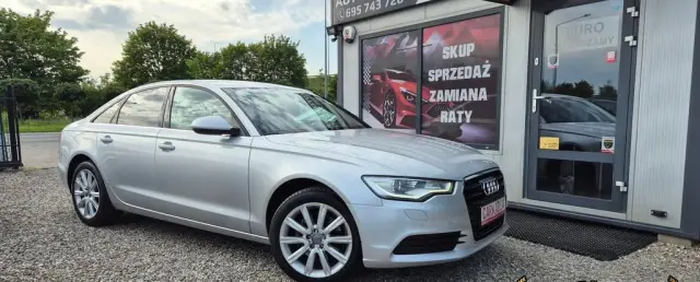 AUDI A6 