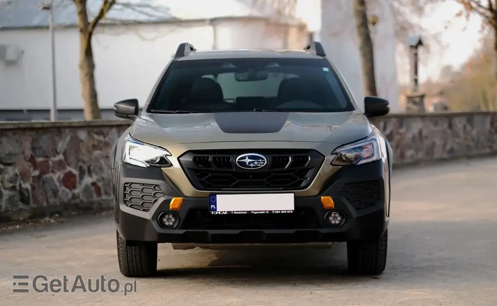 SUBARU Outback 