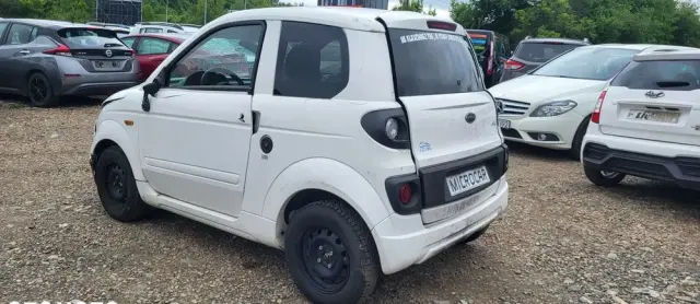 MICROCAR M.GO 