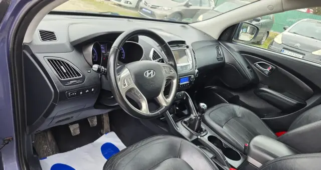 HYUNDAI Ix35 