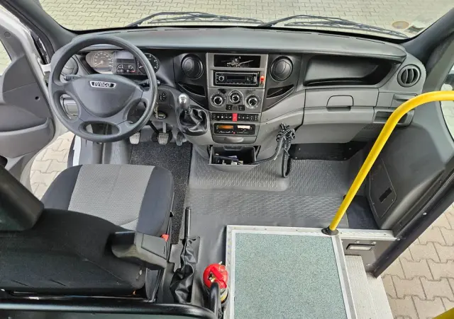 IVECO A50C17 / SPROWADZONE Z FRANCJI / 23 MIEJSCA + STOJACE / EEV 