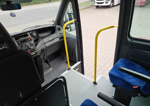 IVECO A50C17 / SPROWADZONE Z FRANCJI / 23 MIEJSCA + STOJACE / EEV 