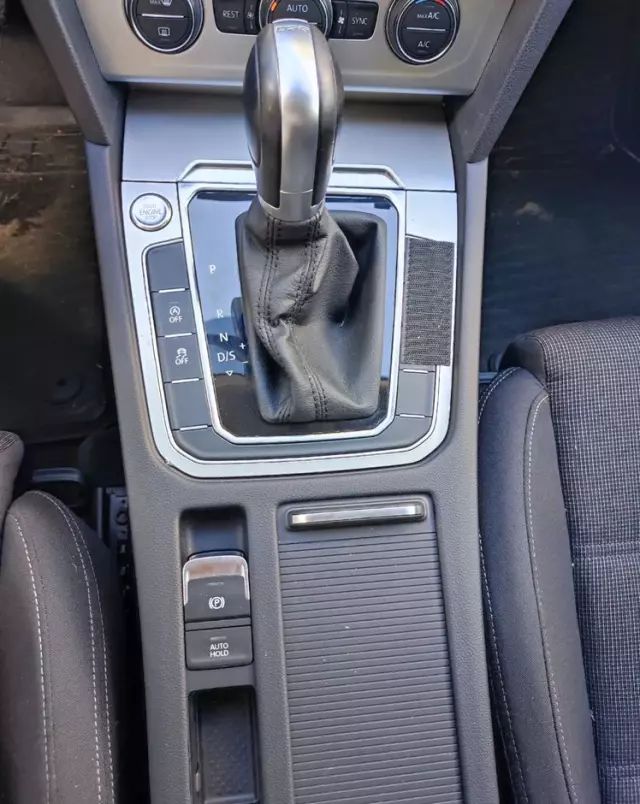 VOLKSWAGEN Passat 2.0 TDI BMT Comfortline DSG7