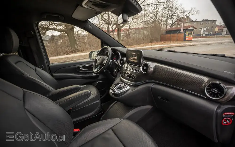 MERCEDES-BENZ Klasa V 300 d lang 9G-TRONIC Avantgarde Edition Edition 19