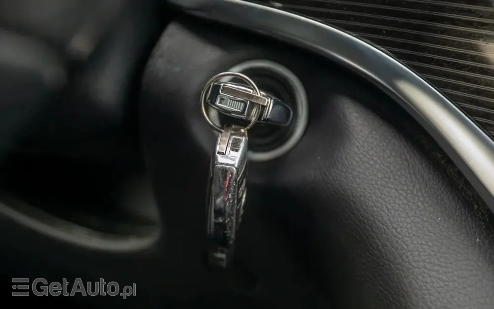 MERCEDES-BENZ Klasa V 300 d lang 9G-TRONIC Avantgarde Edition Edition 19