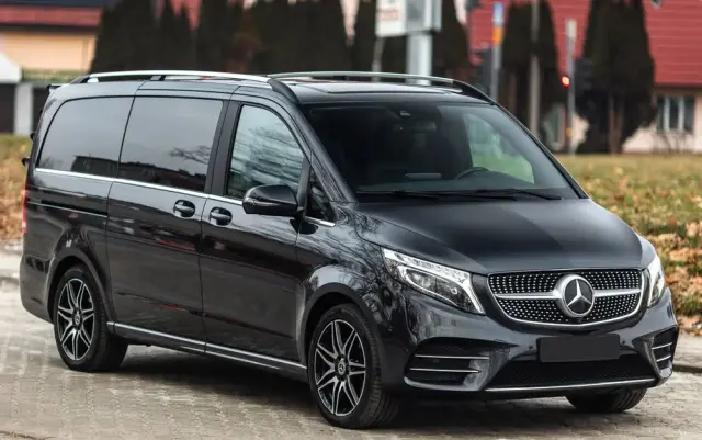 MERCEDES-BENZ Klasa V 300 d lang 9G-TRONIC Avantgarde Edition Edition 19