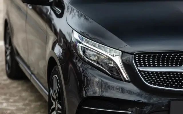 MERCEDES-BENZ Klasa V 300 d lang 9G-TRONIC Avantgarde Edition Edition 19