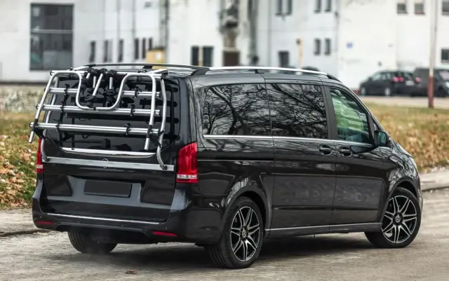 MERCEDES-BENZ Klasa V 300 d lang 9G-TRONIC Avantgarde Edition Edition 19