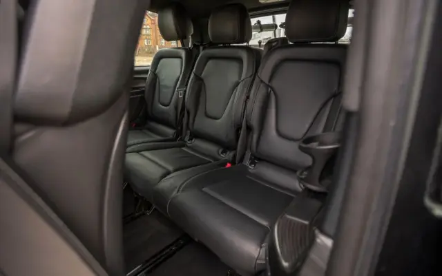 MERCEDES-BENZ Klasa V 300 d lang 9G-TRONIC Avantgarde Edition Edition 19