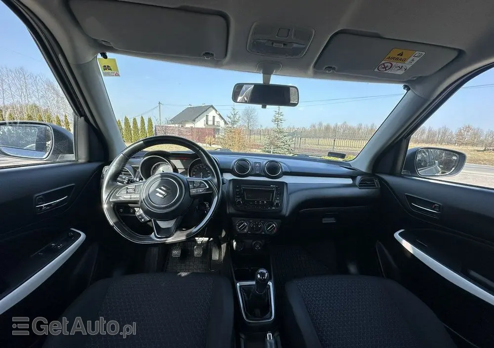 SUZUKI Swift 