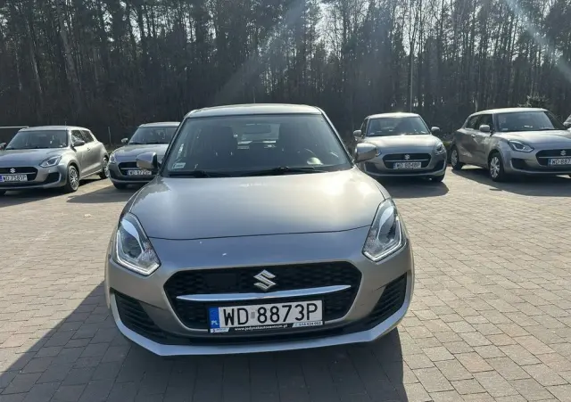 SUZUKI Swift 