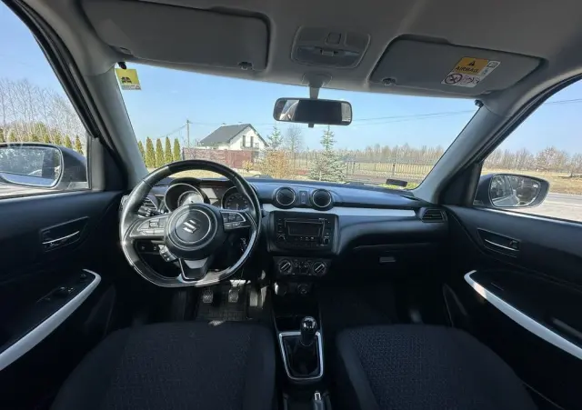 SUZUKI Swift 