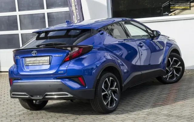 TOYOTA C-HR 2.0 Hybrid Executive